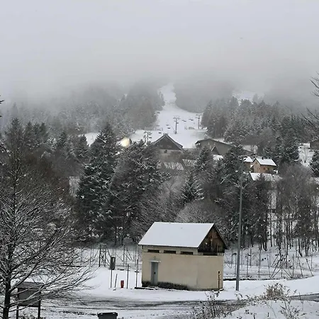 Un Refuge Chaleureux Au Coeur Du Mourtis Chalet *